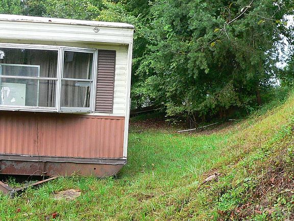 2nd image of 64 Quiet Pine Ln #8-9