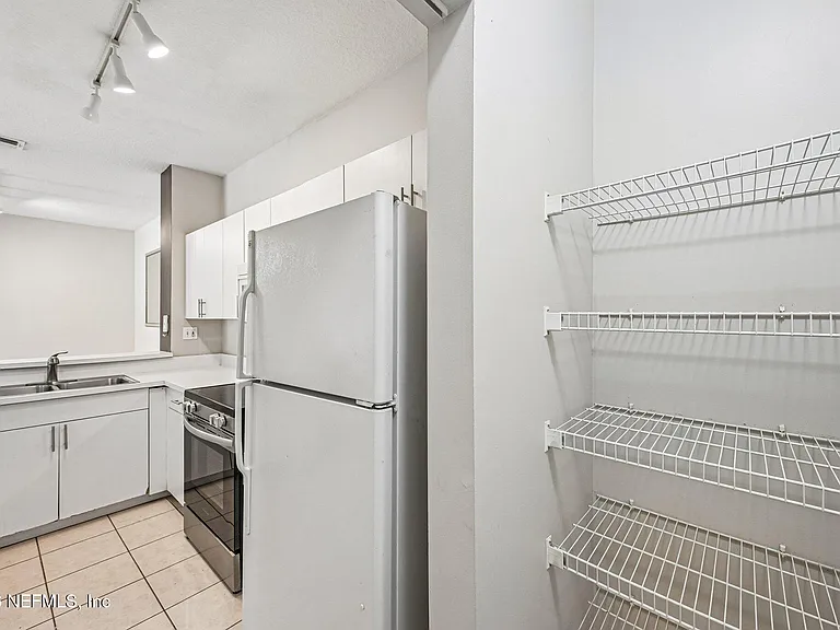 510 Florida Club Blvd #101 — Photo 18