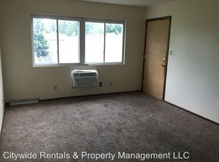 2420 S 69th St APT 4, West Allis, WI 53219