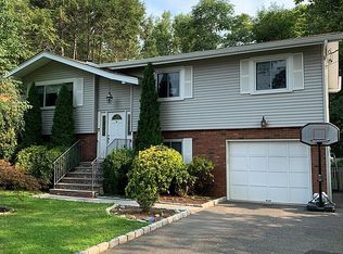 205 Joffre Ave, Stamford, CT 06905