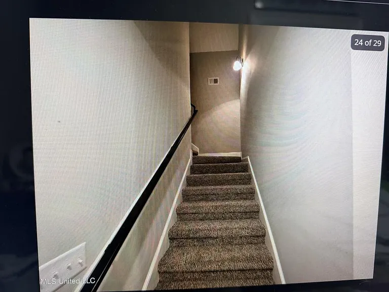 1107 Sabrina Dr — Photo 19