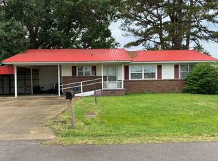 704 Barbara Dr, Walnut Ridge, AR 72476