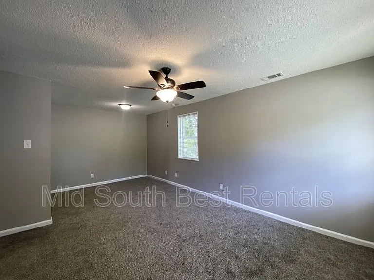 2769 Jolson Ave — Photo 4