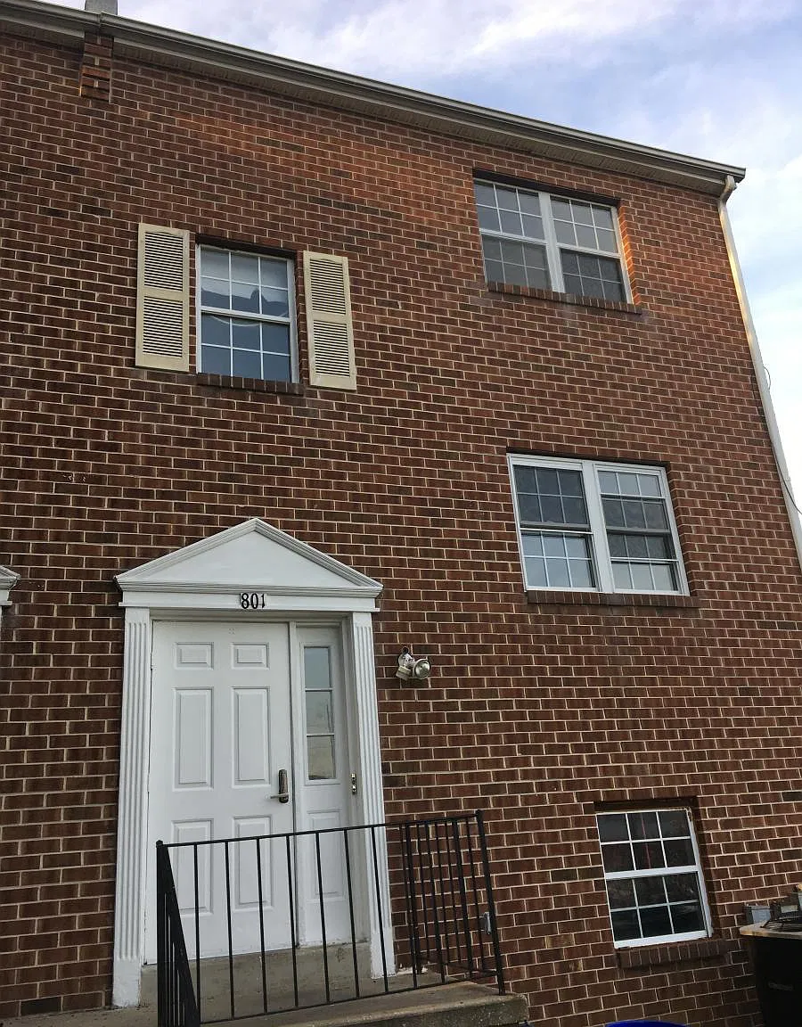 801 Christopher Place — Photo 2
