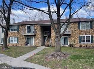 56 Barberry Ct, Lawrence, NJ 08648