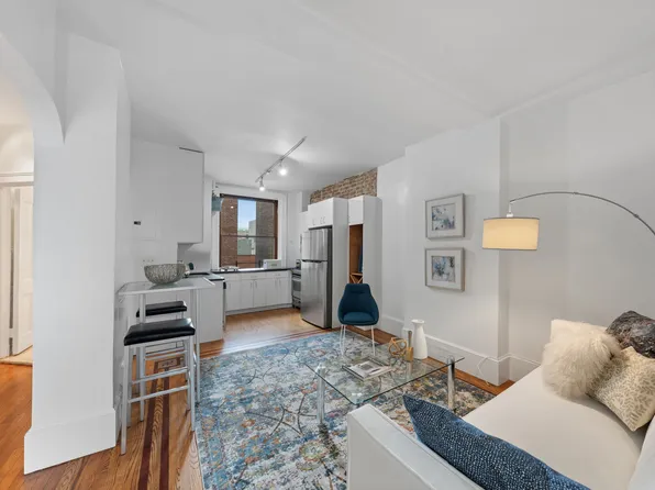 527 West 110th Street image 2 of 9