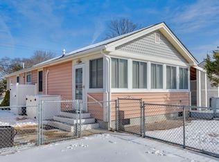 48 Spruce Ave, Villas, NJ 08251