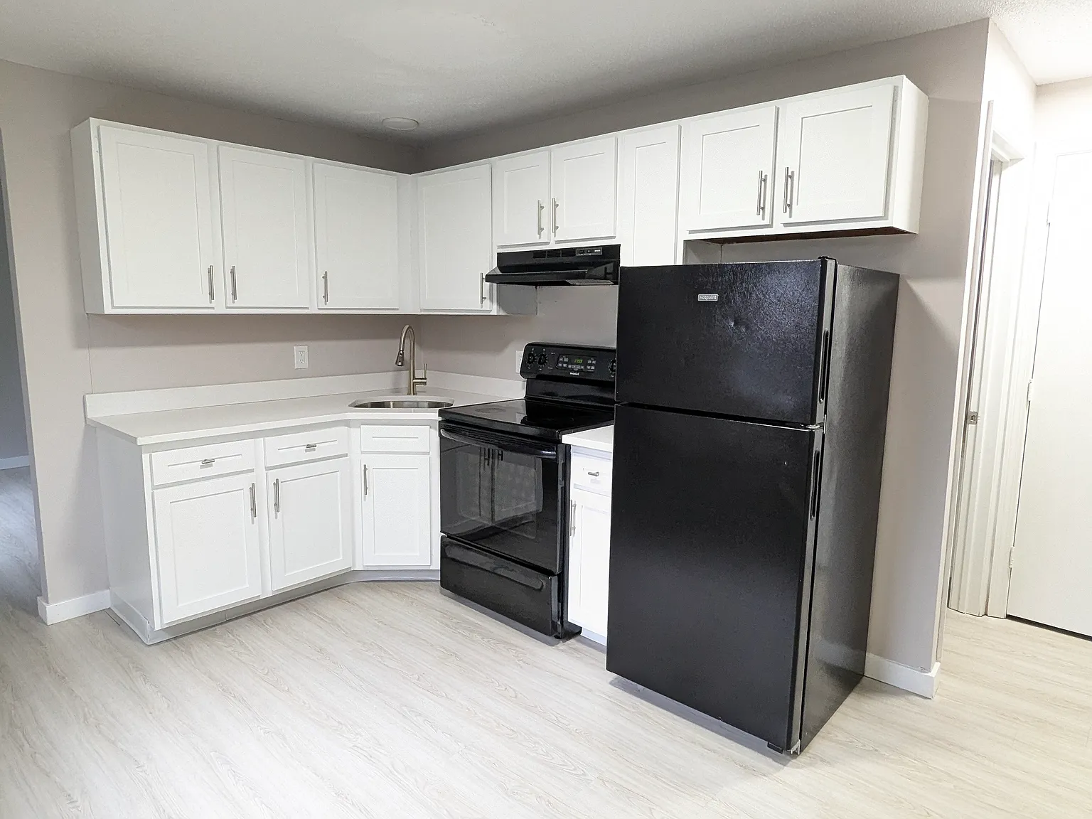 1 bed, 645 sqft, $1,200 — Photo 1