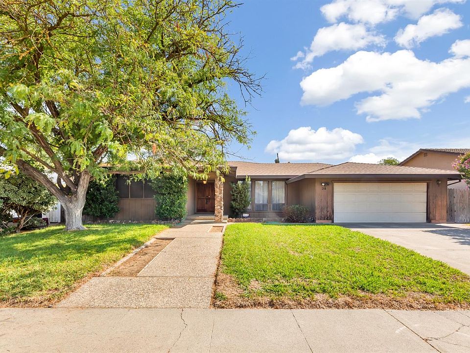 1st image of 28 Brentford Cir