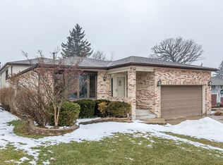 150 Ash Ave, Wood Dale, IL 60191