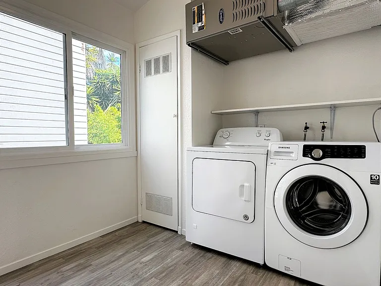Top Floor 2 Bedroom Apartment for rent in Noe Valley! — Photo 14