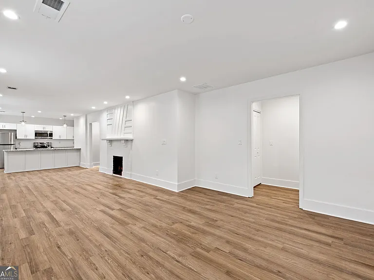 636 Francis Pl NW #A — Photo 8