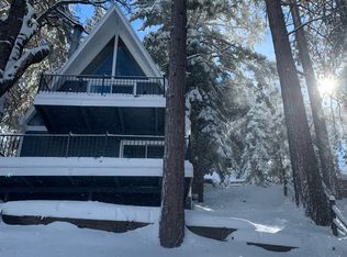 31676 Christmas Tree Ln, Running Springs, CA 92382