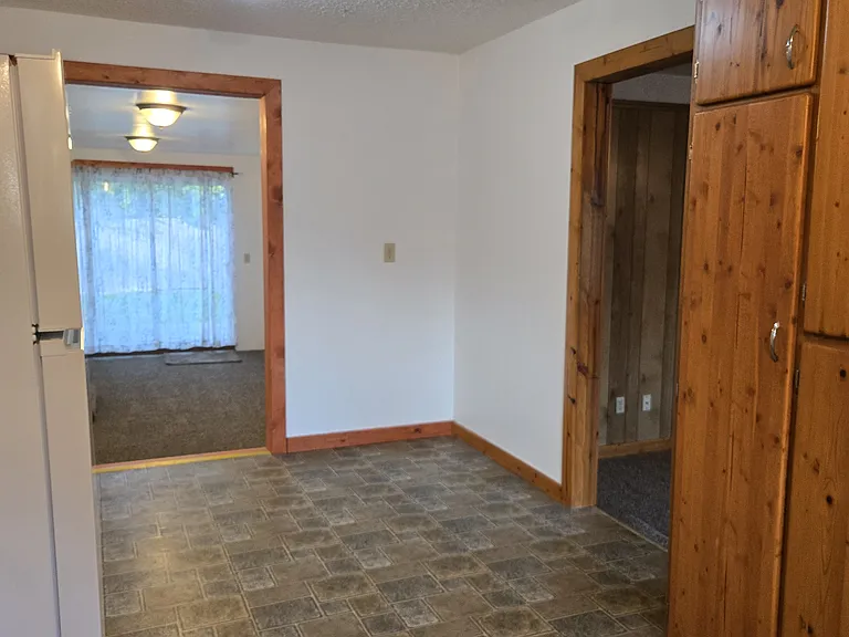 144th Pl NE — Photo 6