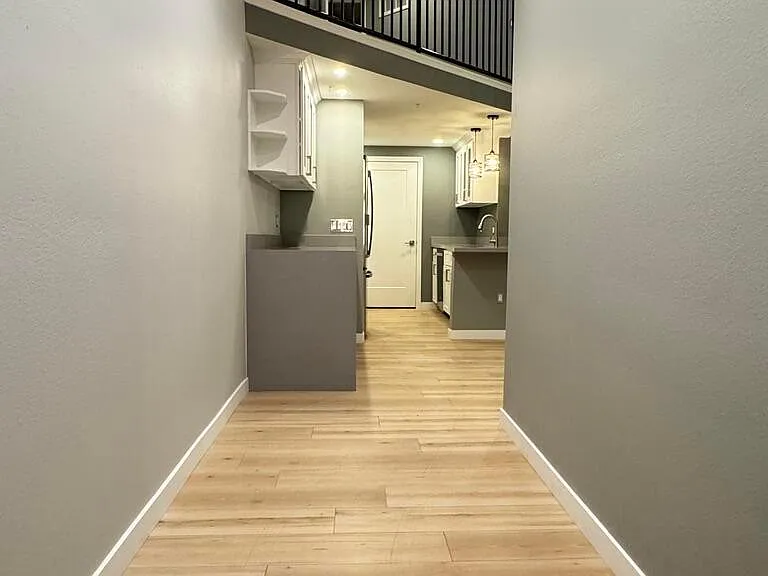 1701 E Colter St #431 — Photo 1