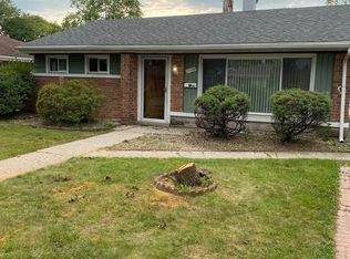 17006 Greenbay Ave, Lansing, IL