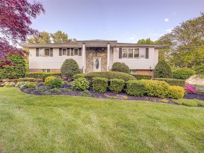 6 Shaker Court, East Northport, NY, 11731