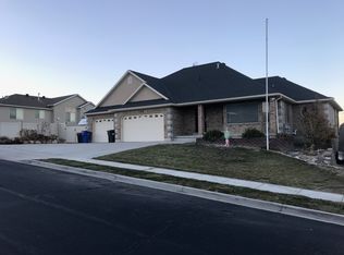 196 W Wrangler Ave, Saratoga Springs, UT 84045