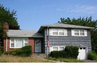 11 S French Ave, Elmsford, NY 10523