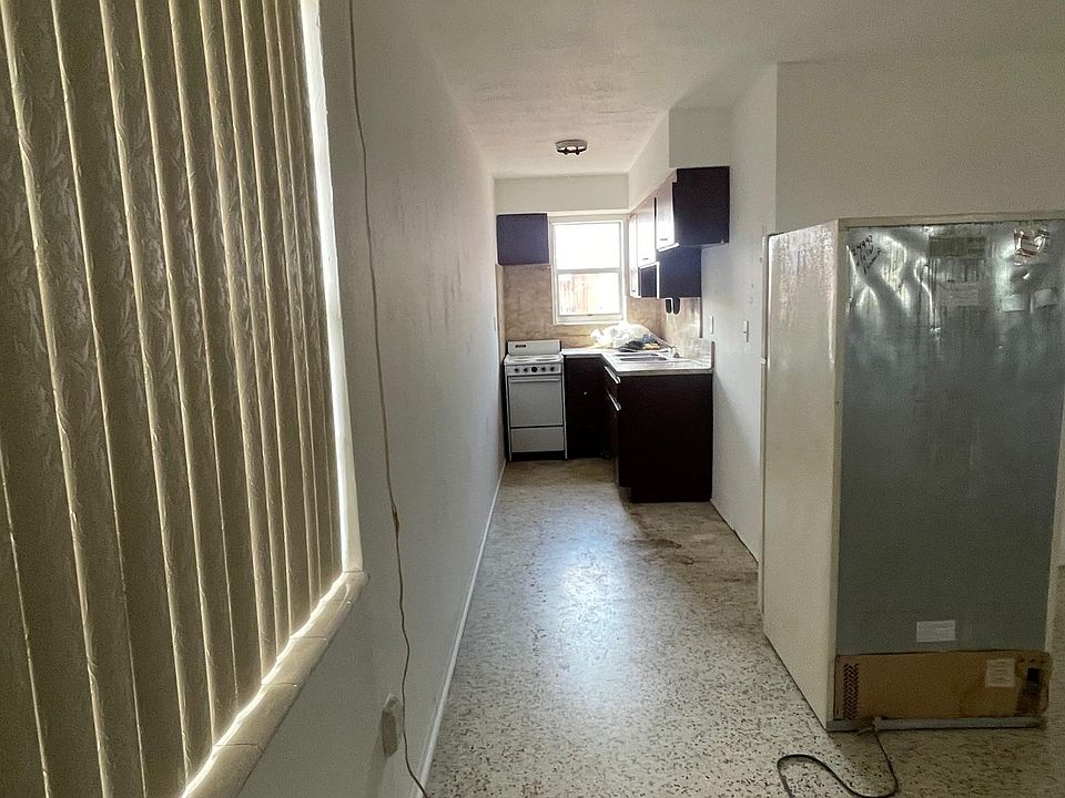 2nd image of 1432 W 29th St APT 7