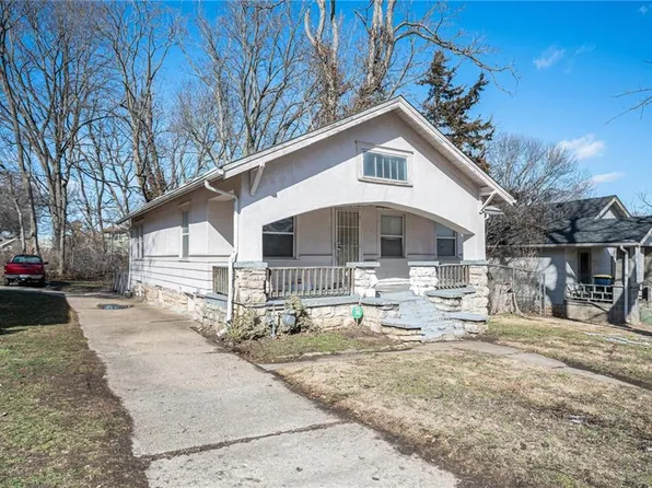 1404 E 66th St, Kansas City, MO 64131