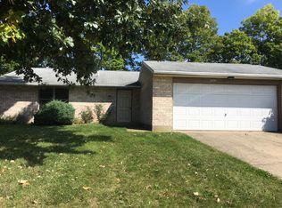 8755 Mardi Gras Dr, Huber Heights, OH 45424