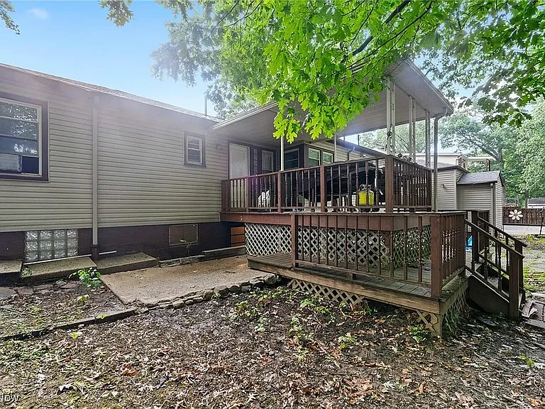 151 Park Ave — Photo 12