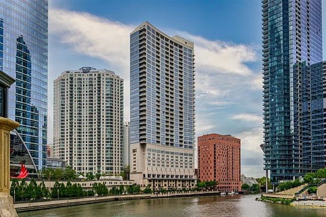 1st image of 333 N Canal St APT 2505