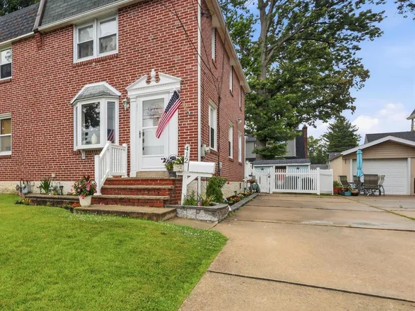 412 Hazel Ave, Folsom, PA 19033