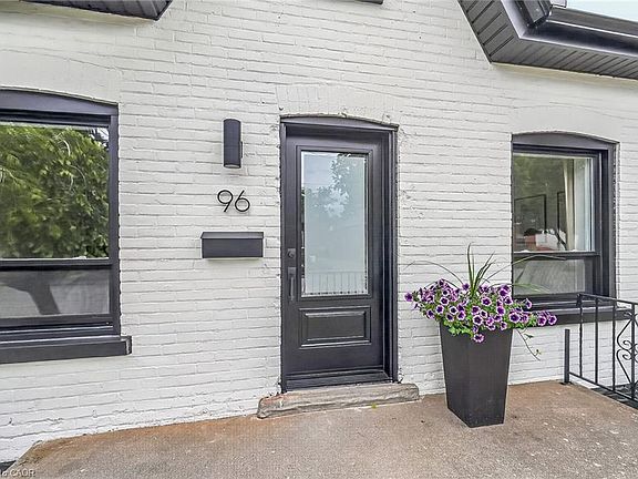 4th image of 96 Aberdeen Ave