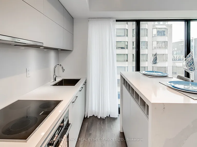 188 Cumberland St #1907 — Photo 4