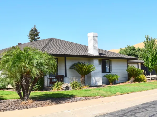 714 N Pepper Street, Woodlake, CA 93286