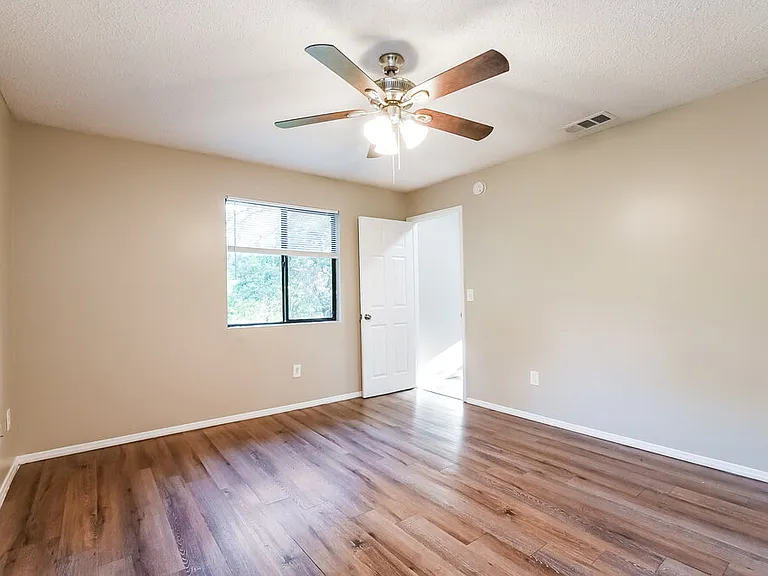 4314 Pine Hill Cir — Photo 11