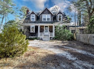 3 Pleasant St, Marion, MA 02738