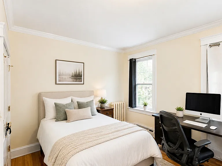 25-27 Glenville Ave #5 — Photo 14
