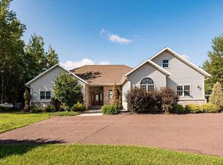 5081 S Bay Rd, Duluth, MN 55803