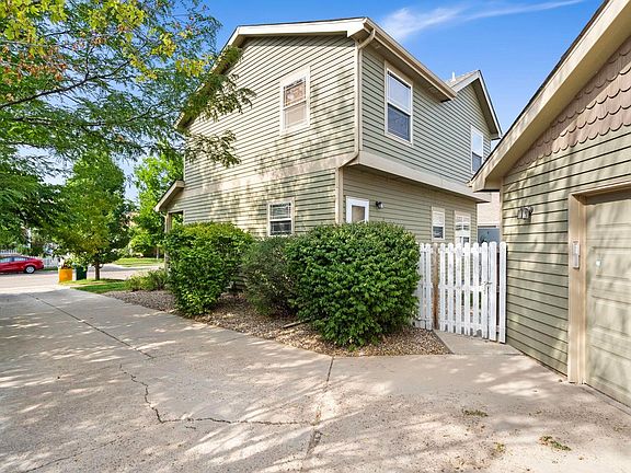 4th image of 1422 Fairfield Ave