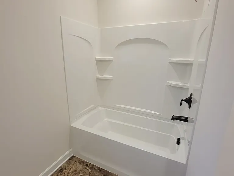 4637 Collingham Dr — Photo 13