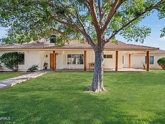 2nd image of 2593 E RIDGEWOOD Lane