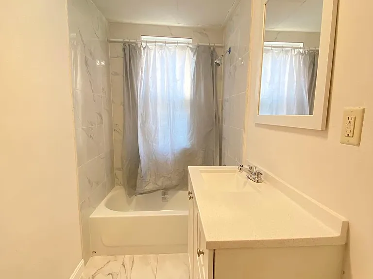 48 Woolson St — Photo 7