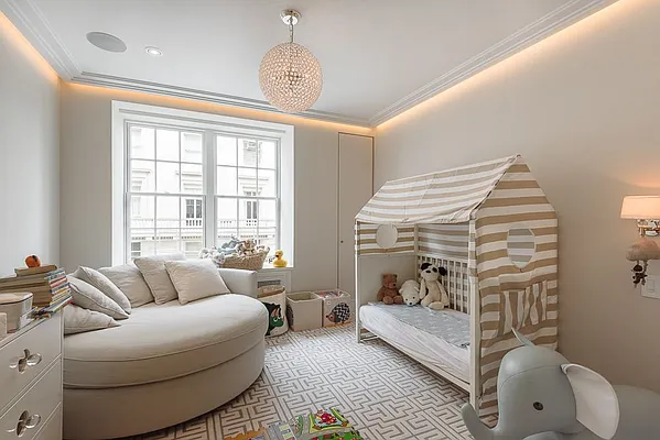 Sold by Corcoran | media 18