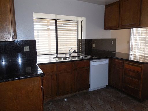 5th image of 36806 Little Leaf Dr