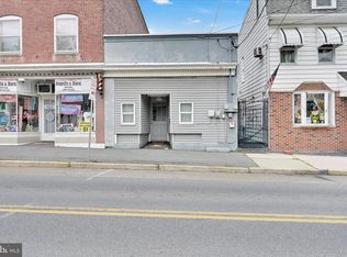 1588 W Market St, Pottsville, PA 17901