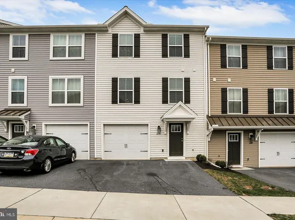 136 Carleigh Ln, Harrisburg, PA 17112
