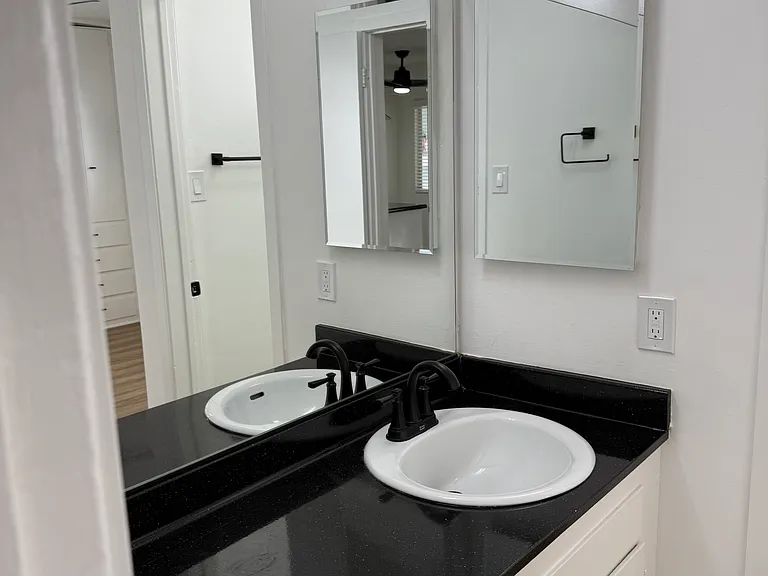Sun Rose Villas — Photo 18