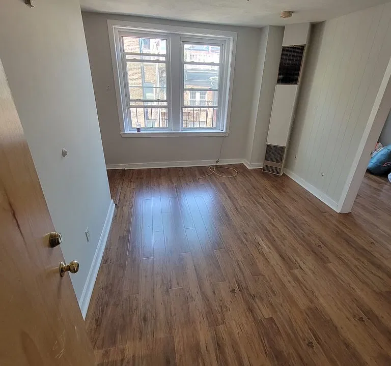 145 Endicott St #8