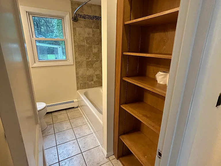 11 Barry St — Photo 8