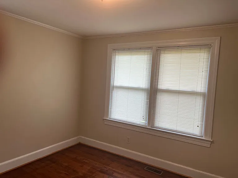 1094 Jonestown Rd — Photo 12