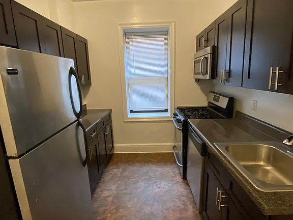 2nd image of 6 East Ave APT 2