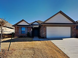14304 Covington Ave, Yukon, OK 73099